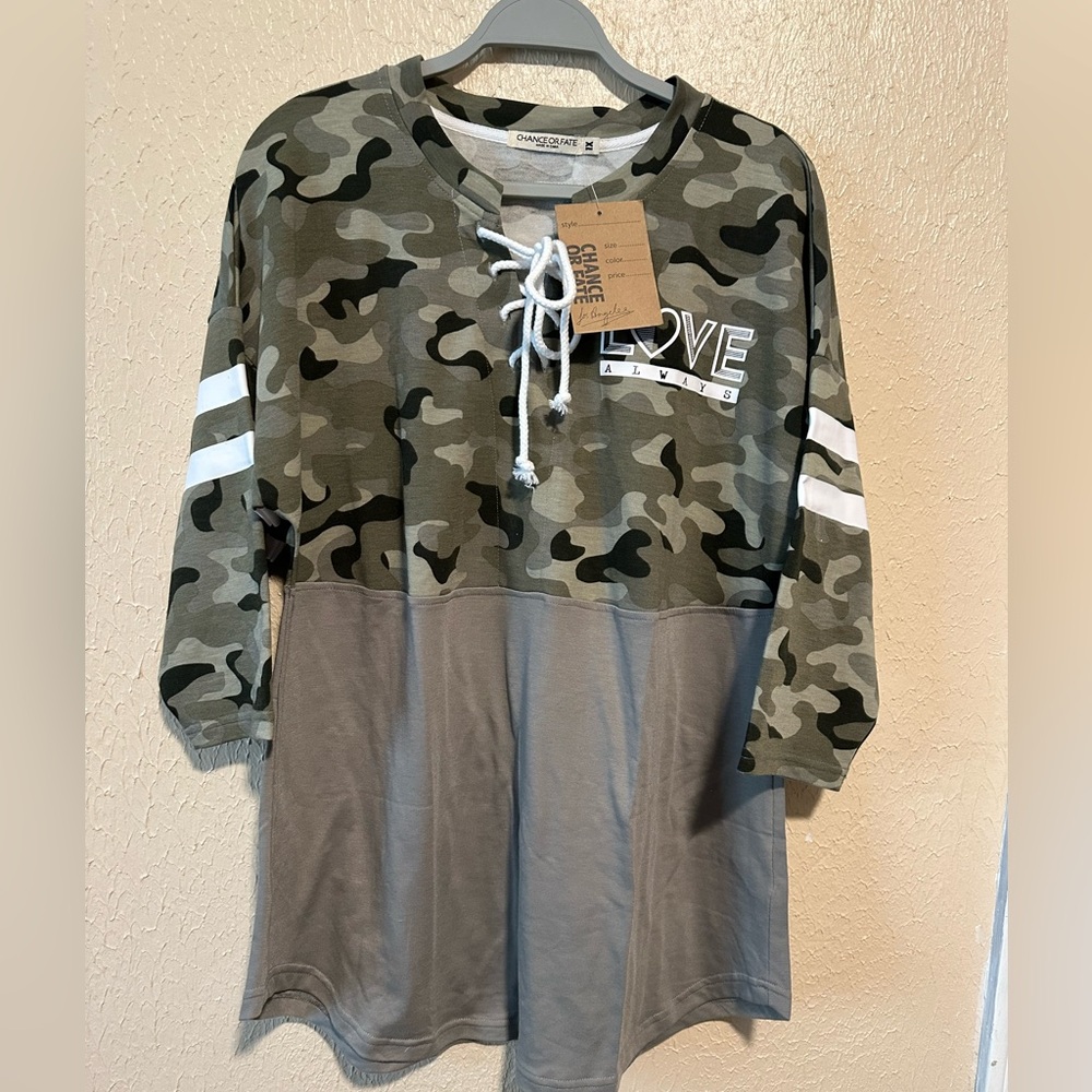 Chance or Fate Camo Top Long Sleeve Tee Plus‎ Size 1X